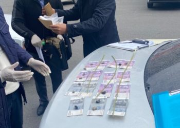 Ошто пара алууга шектелип милициянын аймактык тескөөчүсү кармалды