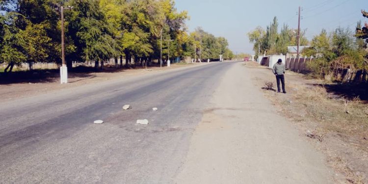 Таласта 8-класстын окуучусун өлтүрө сүзүп, качып кеткен айдоочу изделип жатат