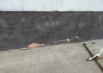 «4 миллион сомдон ашык зыян келтирилген». Жалал-Абадда мектептин курулушуна бөлүнгөн акчаны кымыргандар аныкталды