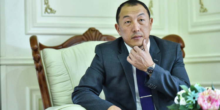 Коопсуздук кеңешинин жыйынында дагы бир министр сөгүш алды