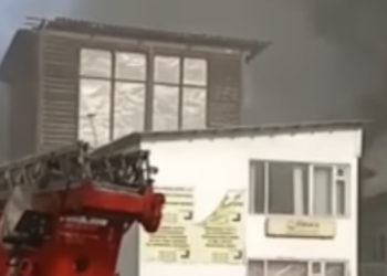 Бишкектеги пластик чыгаруучу заводдо өрт чыкты (видео)