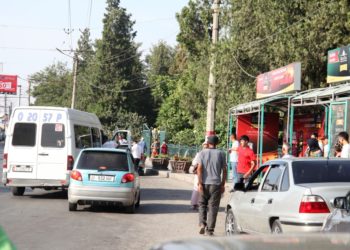 «Күндүз 15, кечкисин 20 сом». Ош шаарында жол акы кымбаттады