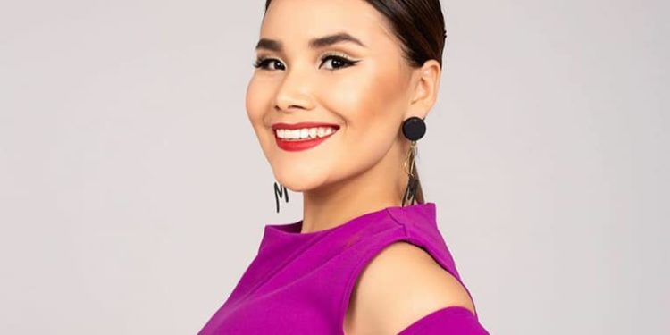 Ырчы Минюра Рахимжанова турмушка чыкты