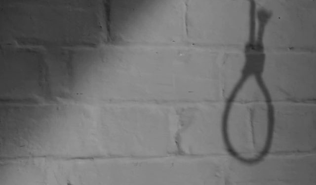 Кара-Жыгач конушунда 9 жаштагы баланын жансыз денеси асылган абалда табылды