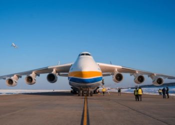 «Узундугу 84 метр…» Дүйнөдөгү эң чоң учак Кыргызстанга конду