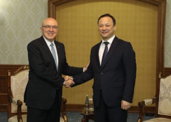 Греция Кыргызстанга коронавируска каршы вакцина берүүгө даяр экенин билдирди