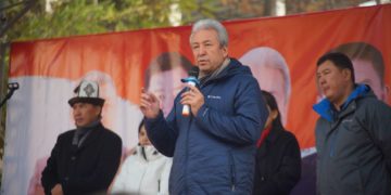 Мадумаров: «Кыргызстан элден чыгып, изоляцияда калды»