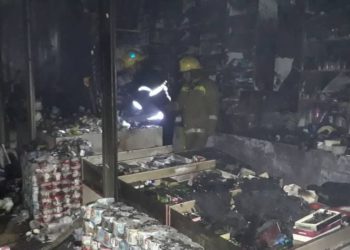 Бишкекте «Ош базарындагы» дүкөн өрттөндү (сүрөт)