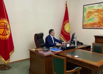 «Министрди кууруп жесеңер да, система кризистен чыкпайт». Садыр Жапаров электр энергия жана көмүр маселеси боюнча түшүндүрмө берди