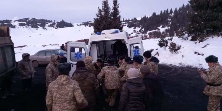 Ысык-Көлдө кароосуз шахта урап, анын ичинде калган эркек киши каза болду