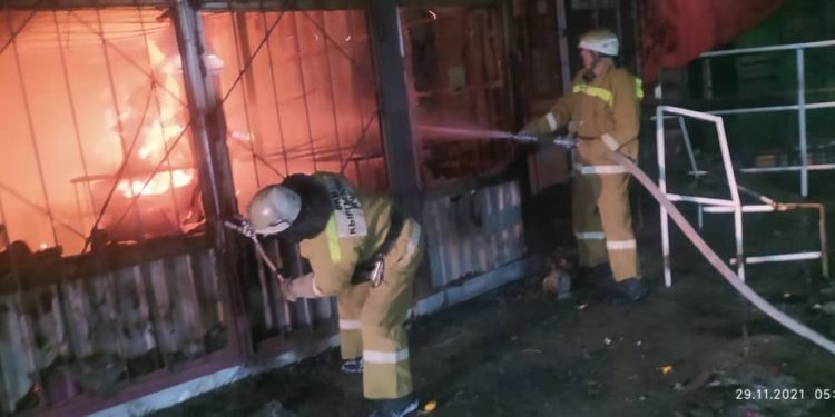 Караколдогу «Ак-Тилек+» базарында өрт чыкты