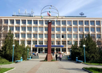 Улуттук илимдер академиясынын бухгалтериясында өрт чыгып, иш кагаздар күйдү (видео)