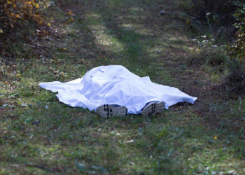 Жалал-Абадда дайынсыз болуп, изделип жаткан жарандын жансыз денеси адырдагы чуңкурдан табылды