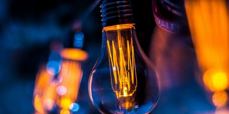 «Улуттук энергетикалык холдинг»: «Өлкөдө электр энергияны керектөө чеги киргизилди»