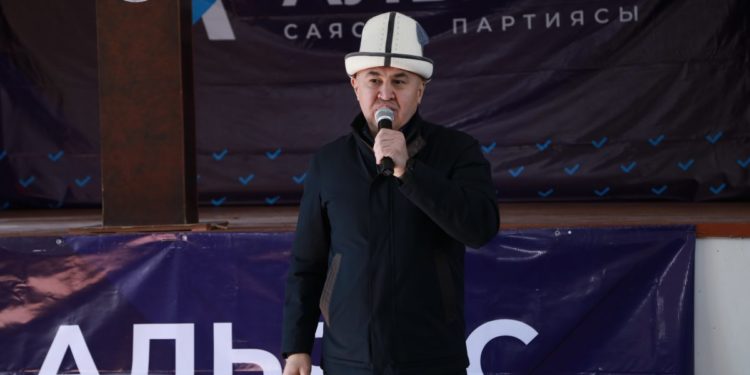 Алтынбек Сулайманов: «Бул жолку шайлоодо элдин элегинен ар бир талапкер өтүүдө»