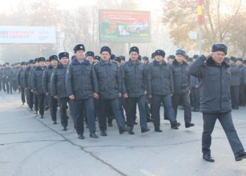 Шайлоо күнү Жалал-Абадда миңден ашуун милиция кызматкери коомдук тартипти көзөмөлдөйт