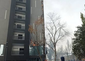 Бишкектеги «Novotel» мейманканасы өрттөнүп жатат