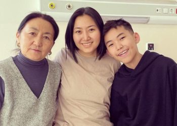 «Аз жерден аркы жакта “Хит парад” алып барып кала жаздадым». Туулган күнүн ооруканада тоскон Назира Айтбекованын учурдагы абалы кандай?