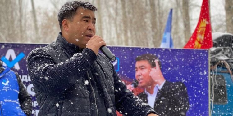 Жанар Акаев: “Бийликке эмес, элге кызмат кылаарыбызды далилдедик”