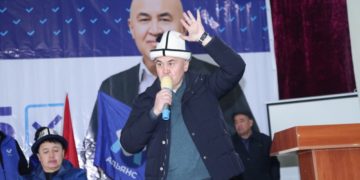 Алтынбек Сулайманов – №5: “Жаштарга узак мөөнөттүү ипотекаларды бериш керек”. Сүрөт баян