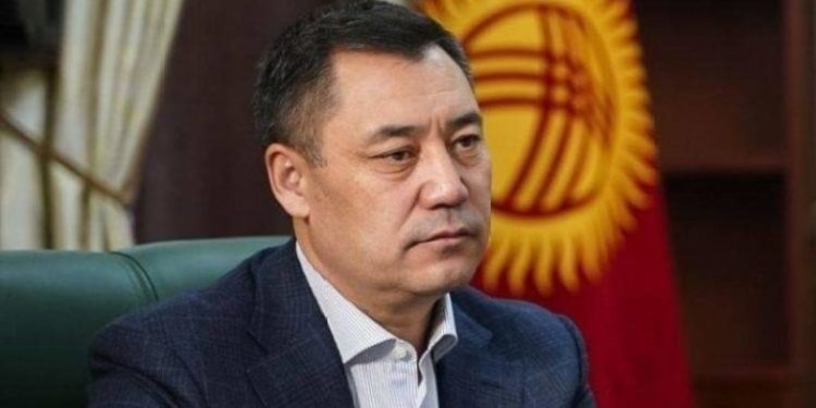 Президент Садыр Жапаров добуш берүүгө келди (видео)