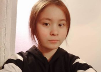 Бишкекте 13 жаштагы Адинай Жаныбекова изделип жатат. Ал 3 күндөн бери дайынсыз