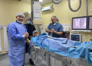 “Жүрөгүм катуу согуп, эс-учумду жоготуп койчумун”. 1,5 жылдан бери ооруп жүргөн ырчы Мирбек Масалиевге операция жасалды