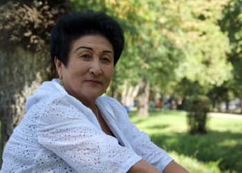 Кыргыз Эл артисти Гүлшайыр Садыбакасова «Даңк» ордени менен сыйланды