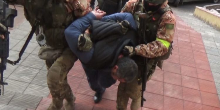 УКМК «Женго» каймана аттуу кримтөбөл камакта калтырылганын билдирди