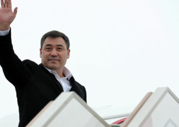 Эртең Садыр Жапаров Санкт-Петербург шаарына учат. Кимдер менен жолугат?