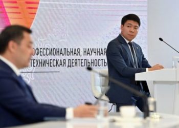 Жапаровдун тушунда өлкөдө авторитаризмдин күчөгөнүнүн жарыяланышы. Маалымат катчысы үн катты