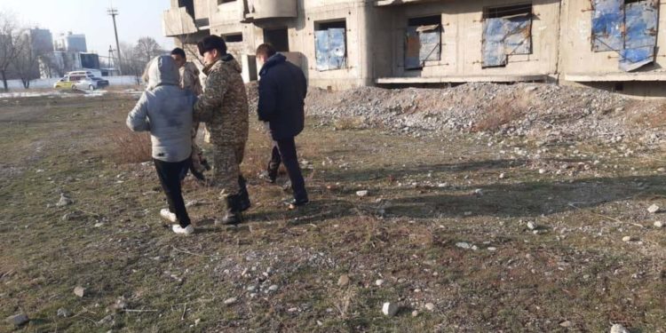 Милиция: «ӨКМдин эки эркек киши өз жанын кыюуга аракет кылган деген маалыматы калп»