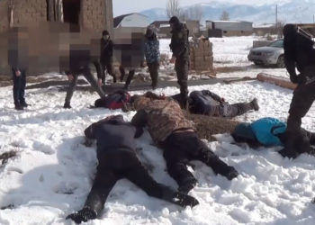 Ысык-Көлдө баңгизат сатуу менен алектенген топту атайын кызмат кармады (видео)