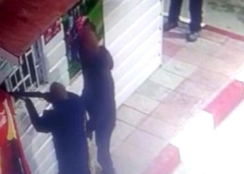 Көлдүн жээгинен жоголгон адамдын кийиминин табылышы. Жигит кылмышка шектелип, изделип жатат