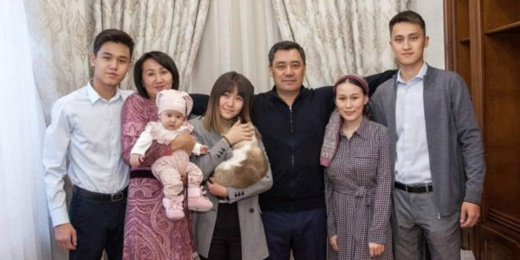 Садыр Жапаров туулган күнүн кантип өткөрөрү маалым болду