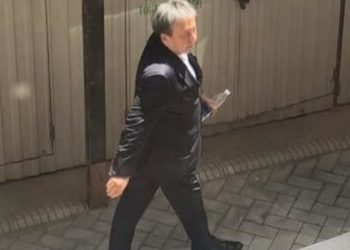 Асылбек Жээнбеков эркиндикке чыкты