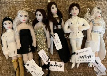 Кардашьян Кыргызстанда жасалган куурчактардын сүрөтүн жарыялады