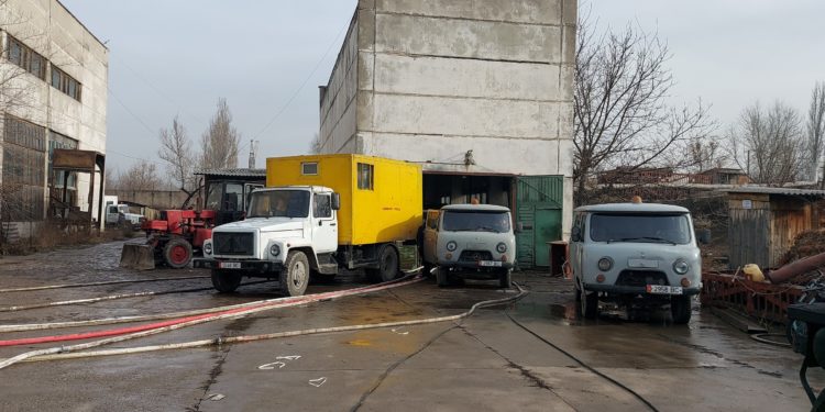 Бишкек ЖЭБинин насостук станциясында суу кууруна байланыштуу кырсык катталды