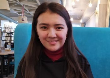 «Азыр келем деп чыгып кеткен». Баткенде 18 жаштагы кыз кафеден чыккан бойдон дайынсыз