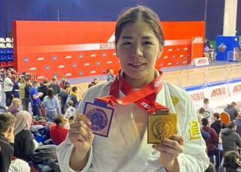 Кыргызстандык Айжан Кадырбекова жиу-житсу боюнча Дүйнө чемпиондугунда алтын медаль алды