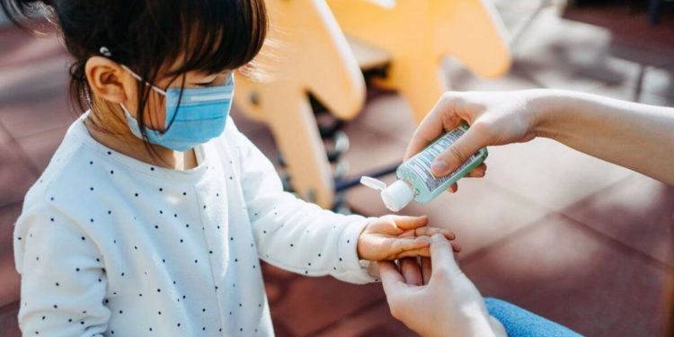 Акыркы суткада 38 адамдан коронавирус аныкталып, 3 киши каза болду. Статистика