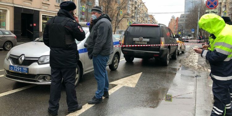 Москвада кыргызстандык таксистке ок атылышы. Жабырлануучунун 23 жаштагы жигит экени маалым болду