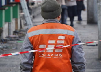 Түндө Бишкекте «Тазалыктын» кызматкерин өлтүрө сүзгөн айдоочу мас абалында болгон. Окуянын чоо-жайы