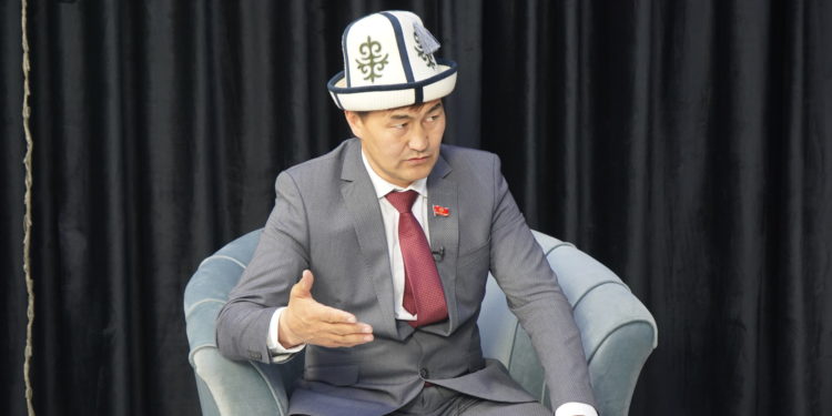 Шайлообек Атазов: «Мен БШКга сөз тийгизбейм. Бирок…»