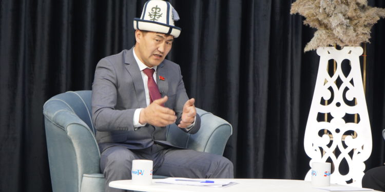 Шайлообек Атазов: «Мен БШКга сөз тийгизбейм. Бирок…»