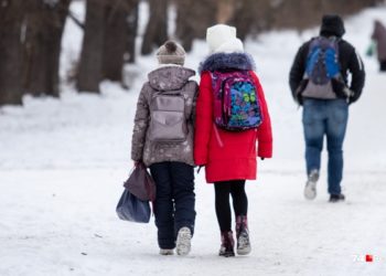 Окуучулардын кышкы каникулу 31-декабрдан башталат