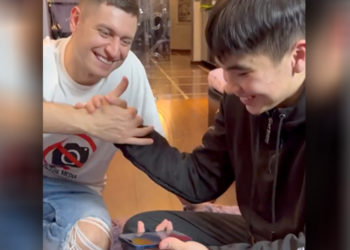 «Жашоону ойлонбой өзгөртүү керек». Орусиялык блогерден iPhone 13 белекке алган кыргыз жигит Дубайда эс алат (видео)