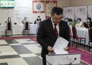 БШК шайлоодо президенттин бюллетенин сүрөткө тарткан адамды жоопко тартпайт. Себеби…