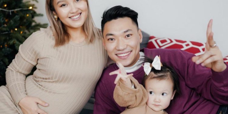 Ырчы Максат Садырбековдун уулдуу болору белгилүү болду (видео)