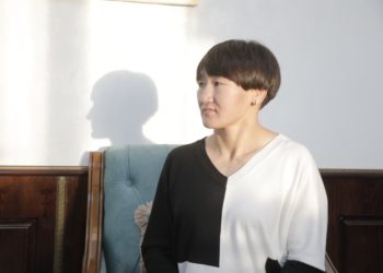 Айсулуу Тыныбекова Баткенге барды. Ал алгач ким менен жолукту?